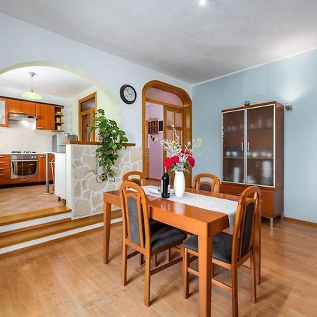 Iva House With Apartment Umago Esterno foto