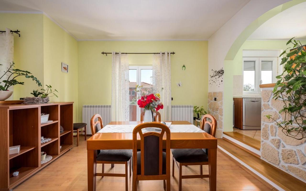 Iva House With Apartment Umago Esterno foto